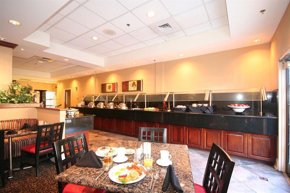 Holiday Inn & Suites Raleigh Cary By Ihg Restaurant foto